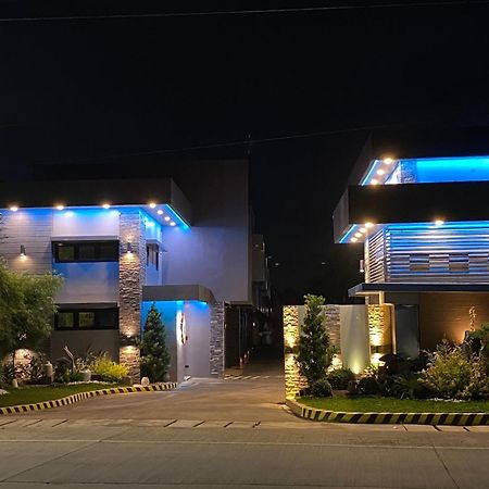 Calumpit 埃尔韦斯特拉旅行者咖啡店宾馆 酒店 外观 照片